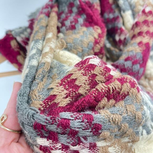 Womens Infinity Circle Scarf Wrap Woven Plaid Warm Neck Accessory Gray Maroon - Picture 8 of 9